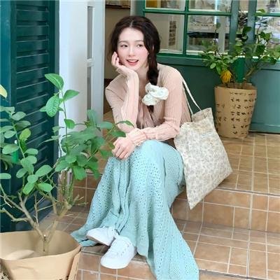 在阳光下腐烂